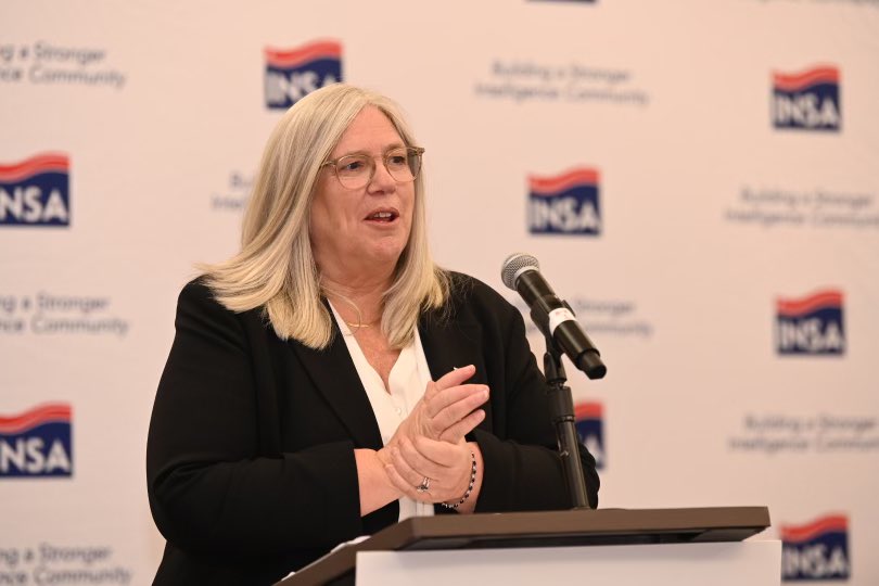 INSAlliance's tweet photo. Ms. Gordon stresses a need to look closer at our structures: “Once we set vision…then we need to look at our structures to see if we have a decision maker who can deliver that outcome.” #INSALeadership https://t.co/JByKtNeZBC