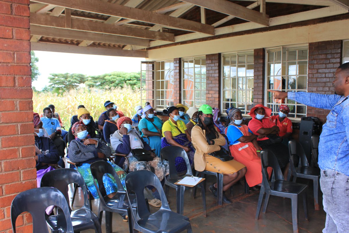 helplinezim's tweet photo. Financial Literacy Training for project participants in Hatcliffe today, #LNOB #RecoverBetterTogether 
@unwomenzw @MPTFOffice @UNDPZimbabwe @nssazw @iloharare https://t.co/9bXyXcwdOK
