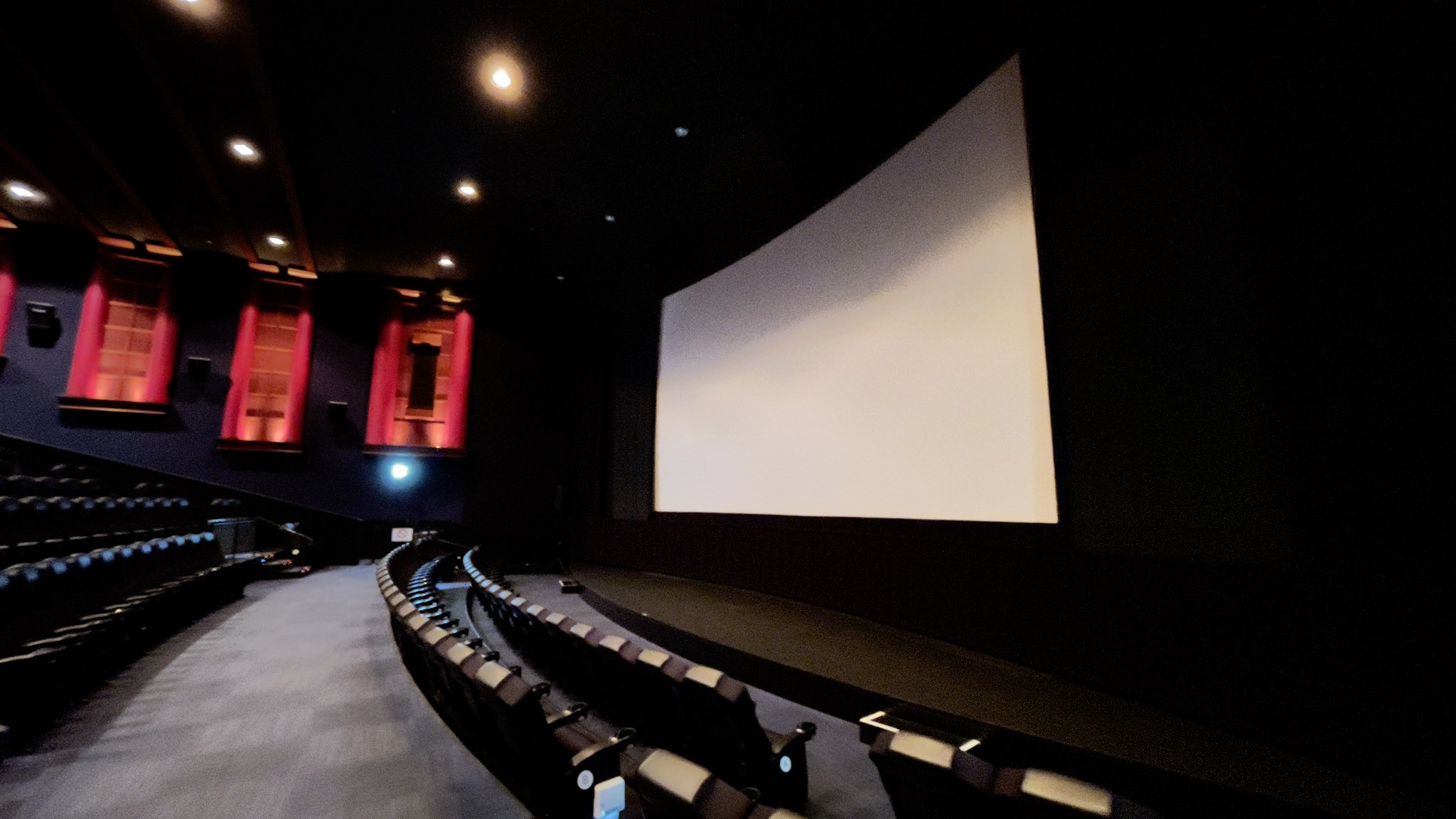 映画 Titane チタン 公式 Titane Movie Twitter
