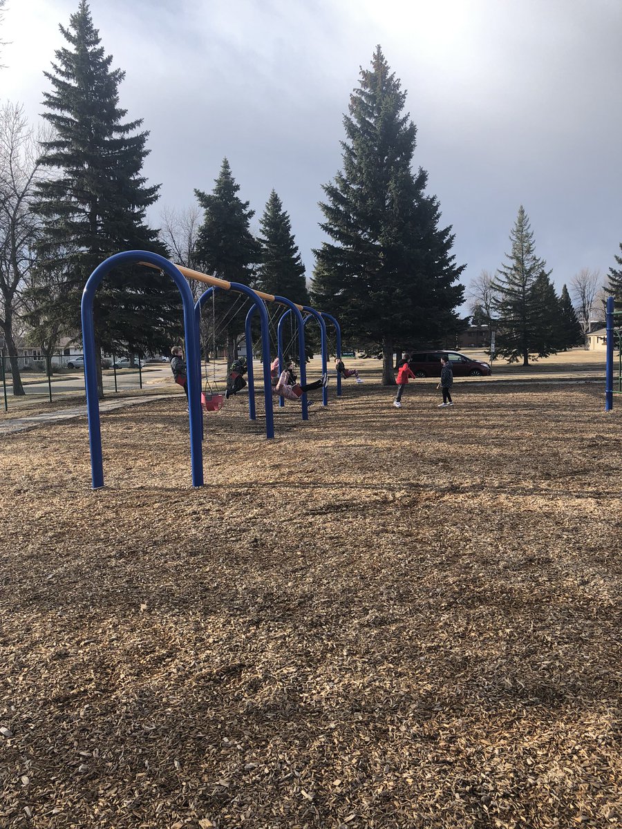 Sunny, no wind &amp; a blizzard on its way…. Lesson Plan scratched, straight to the playground to have some fun