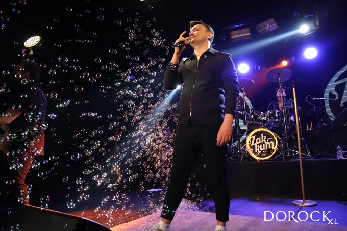 View image on Twitter