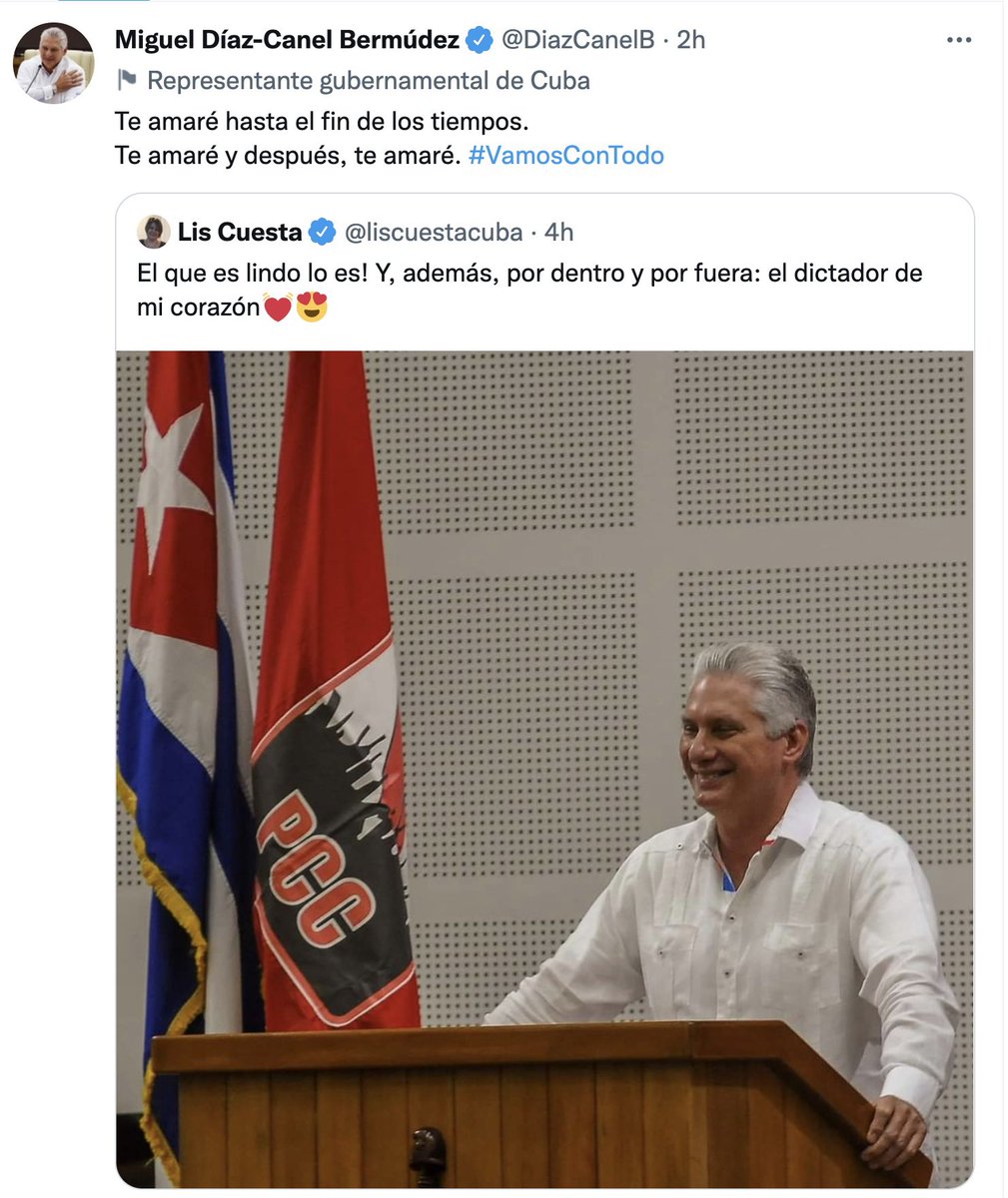 Aromay's tweet image. La musa y su dictador
fueron a #Twitter un día.
#LisCuesta habló catibía
y le declaró su amor.
El del cuerpo represor
se prestó para el relajo,
pues entiende su trabajo
de payaso y de bufón
hoy que la revolución
va, con ellos, cuesta abajo.
#Cuba 🇨🇺 #SOSCuba