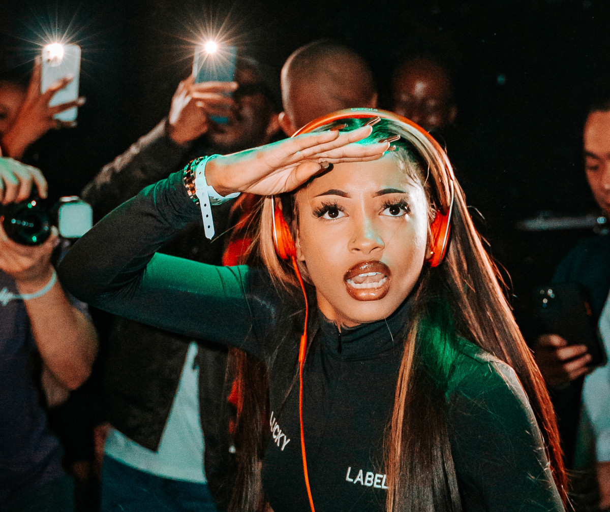 bryansbros's tweet photo. Uncle Waffles, Amapiano Princess, On Her Rise To DJ Superstardom https://t.co/2bynjD4gUQ https://t.co/pYnbrlK6nV