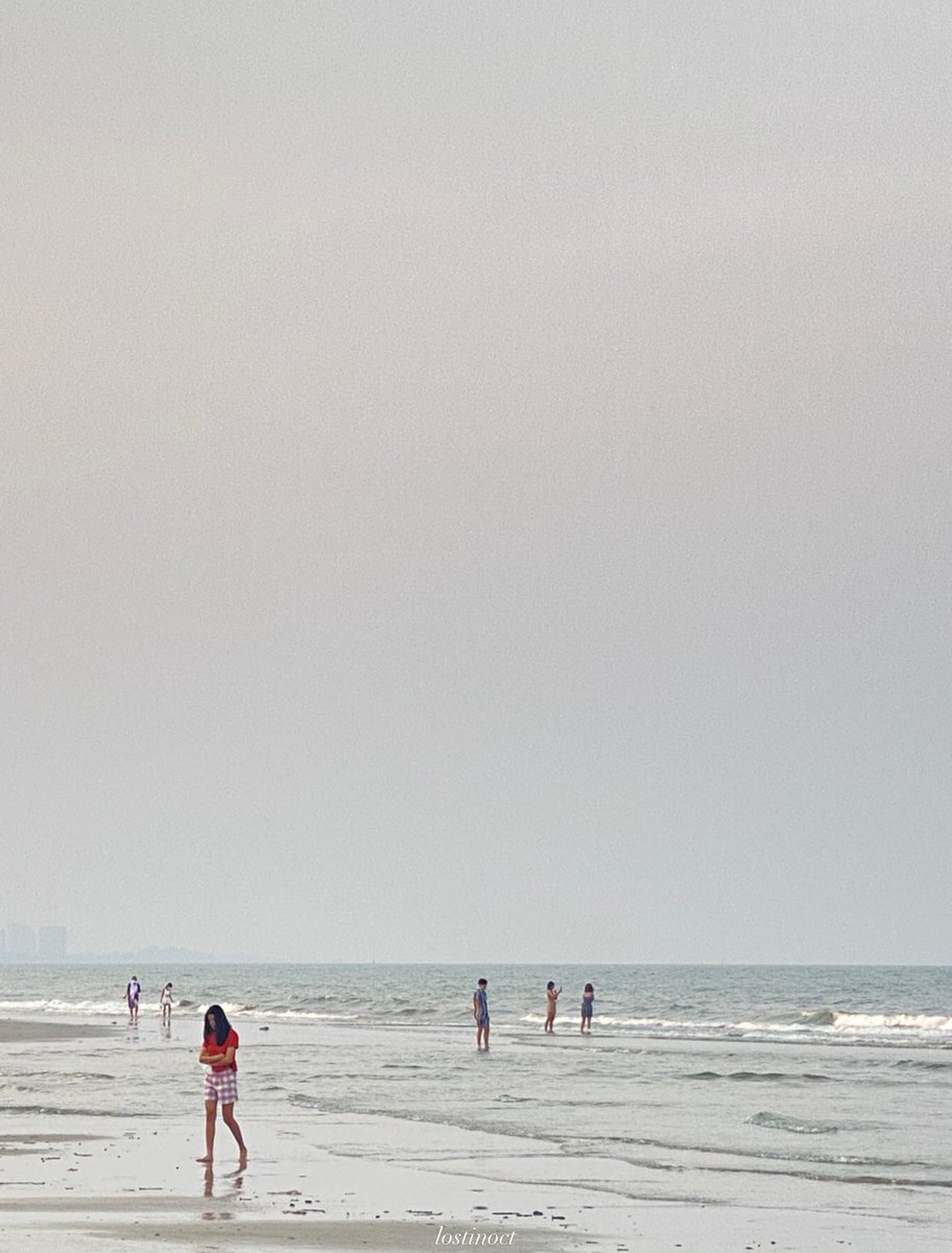 vanilattebaes's tweet photo. I told the sea about you https://t.co/L52K1uHyaG