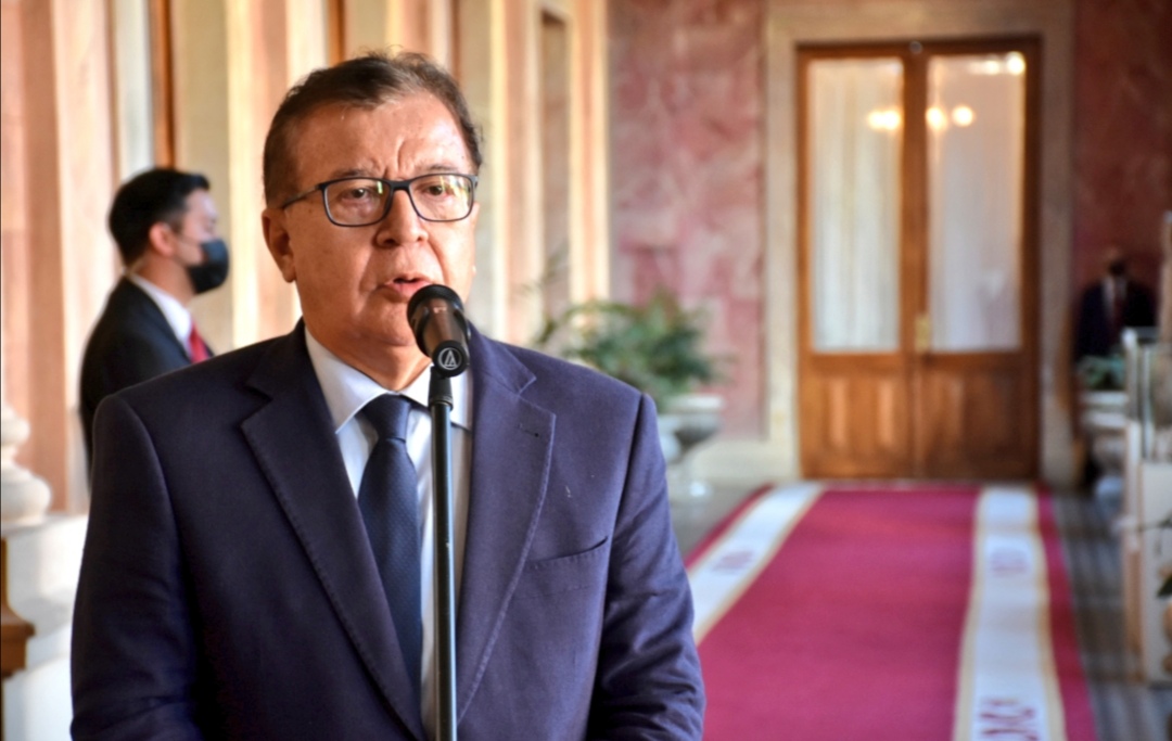 ebypy's tweet photo. EBY entregará más de 1.100 viviendas en Ayolas a antiguos pobladores. El director de la EBY, Nicanor Duarte Frutos, también destacó un aumento del 20% en la generación de energía en la Central Yacyretá por el aumento del caudal del río Paraná.
https://t.co/ngsM1G6MfH https://t.co/7eh0piWO2d