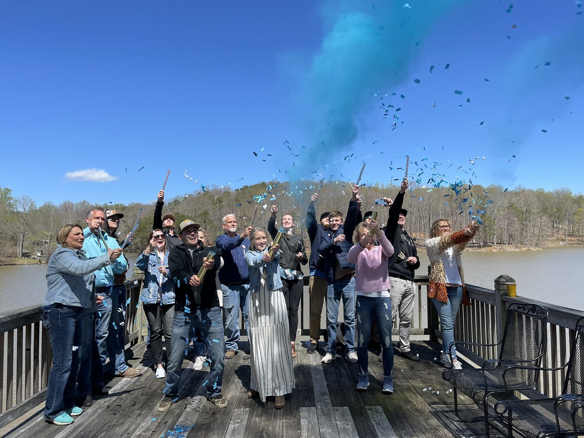 We are excited to announce we are having a baby boy come August. Was an awesome weekend surrounded by family and friends to celebrate! #EliWaltonHouff