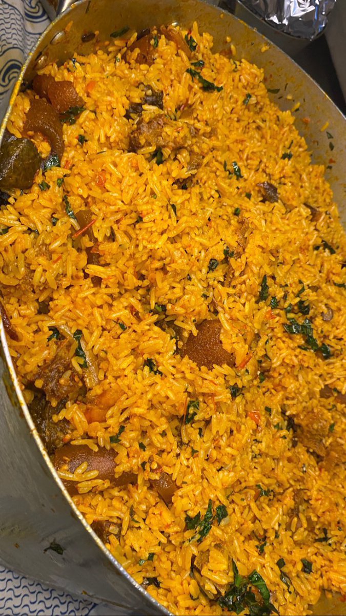 Morenike_me's tweet photo. Hi, @_MummyMo has 
Native rice 
Jollof Rice 
Ofada sauce 
Yam fries 
Asaro 
Egusi x poundo 
White rice x ofada sauce 
Turkey/chicken/Fish stew
Cookies,brownies, lemonade
Peppered turkey, chicken,snails, fish, ponmo 

Kindly send a dm to @_MummyMo to place your orders for tomorrow https://t.co/5fREHNyKyF