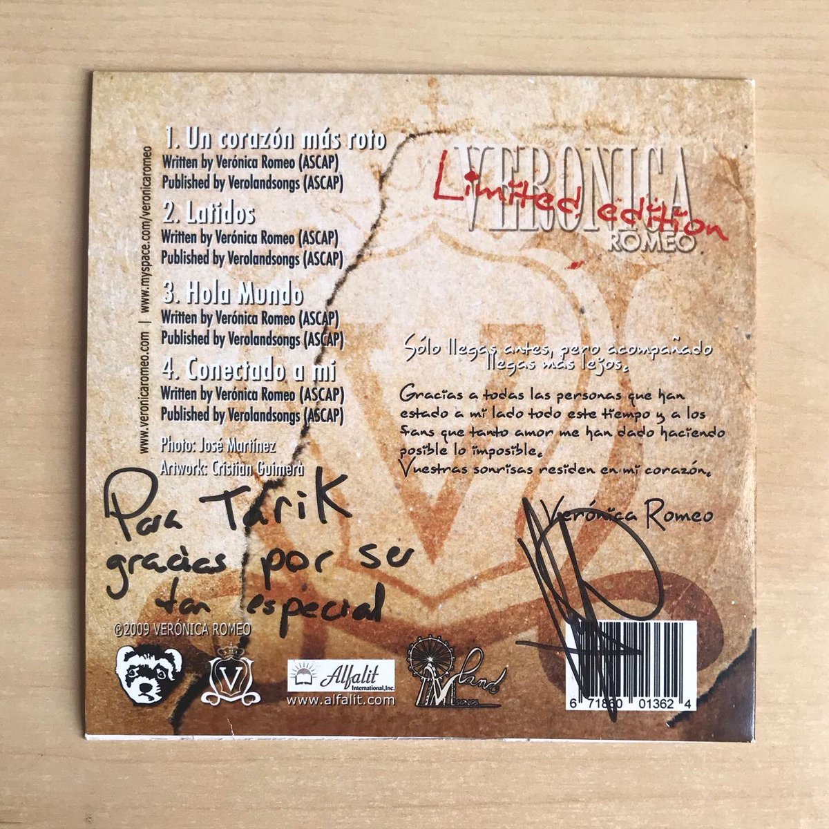 OtEnsenand's tweet photo. OT1 - Verónica - EP Limited Edition (Original y Amazon) @veroboxmusic @veroclubdefans @verofanforever #veronica #vero #veronicaromero #romero #romeo #veronicaromeroot #operaciontriunfo #ot #operacion #triunfo #ot1 #veronicaot #veronicaromeo #limitededition #limited #edition https://t.co/ttjcMtSppG