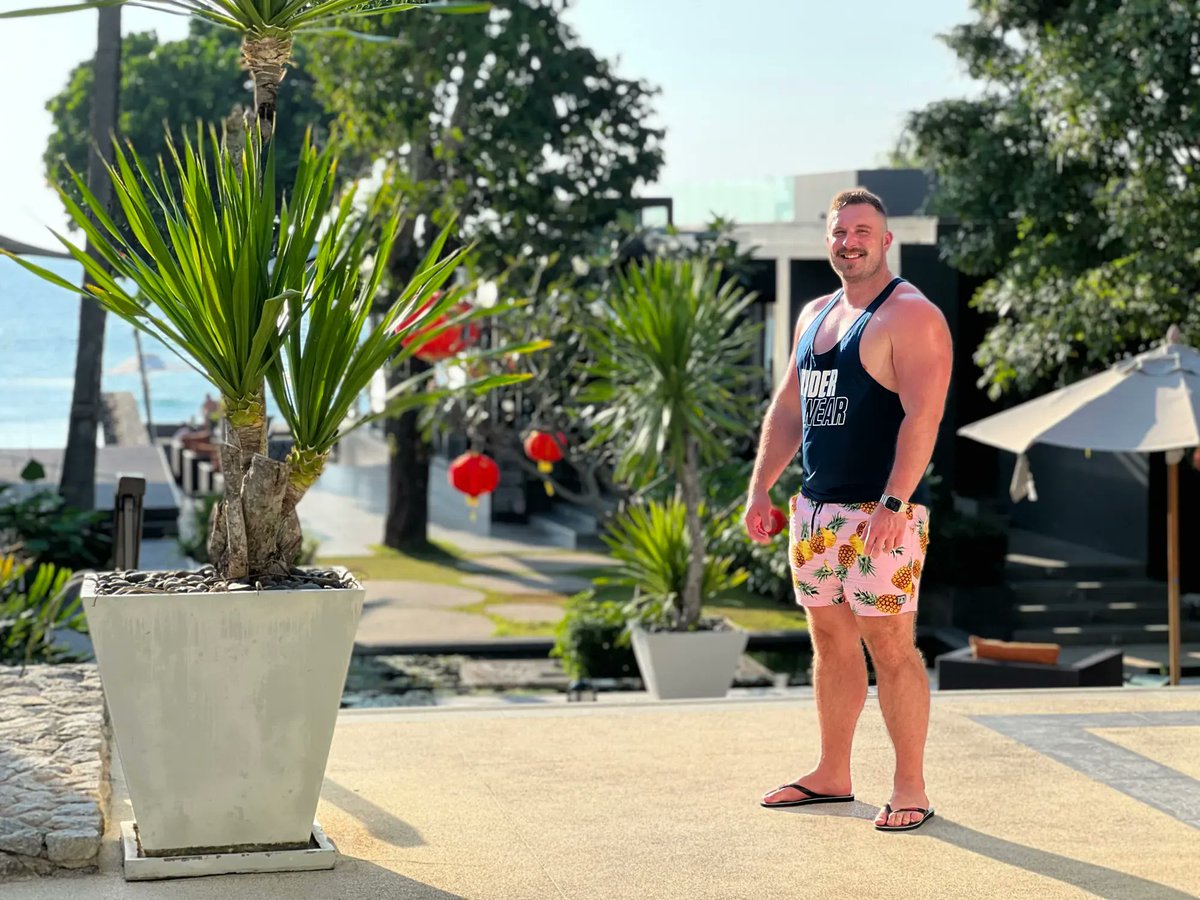 KobyFalksXXX's tweet photo. Daddy thiccums.
👉 https://t.co/LrAo8nkVzW https://t.co/vXHTbA9RgK