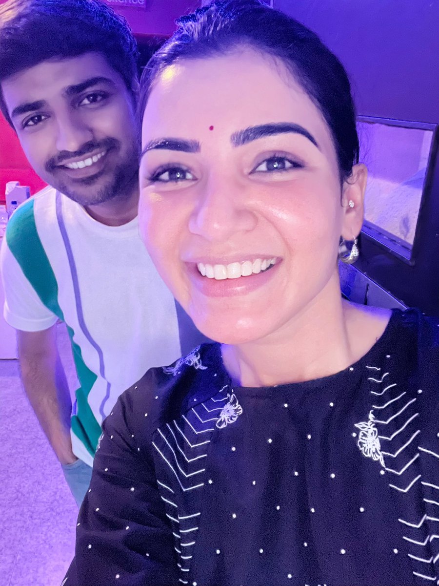 Trends_Samantha's tweet photo. Thalaivi @Samanthaprabhu2 with actor/comedian @actorsathish ❤❤

#Samantha #SamanthaRuthPrabhu https://t.co/o7VaR5IEJ1