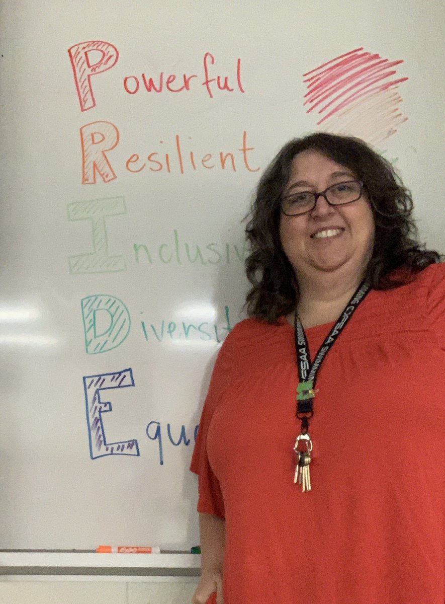 PLethbridge76's tweet image. Happy to be celebrating PRIDE week @NorthParkSSca with @GLOWnpss ❤️🧡💛💚💙💜