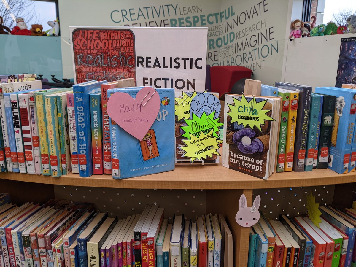 Week 1 of #SchoolLibraryMonth was a hit! What are you doing to celebrate the heart of your school? #studentrecommendations #bookface #booklove <a href="/CCSD93/">CCSD93</a>
