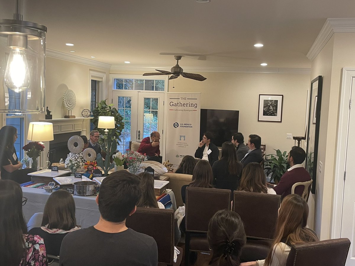 USMexicoFound's tweet photo. We are happy to have partnered for #TheGathering where Mexican students from east coast Ivy League universities converge in discussions with experts on what can be done to improve the bilateral relationship. https://t.co/R1sE1fw8Tn