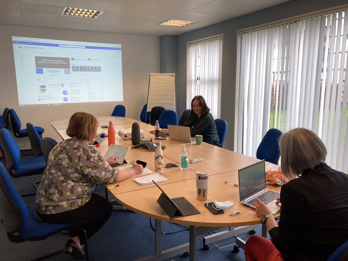 Scotland_OTDT's tweet photo. The Performance Team working hard today @cara1lou @alibalib99 @lyttle_a #organdonation #excellentteamwork https://t.co/xzL2MO5EAK