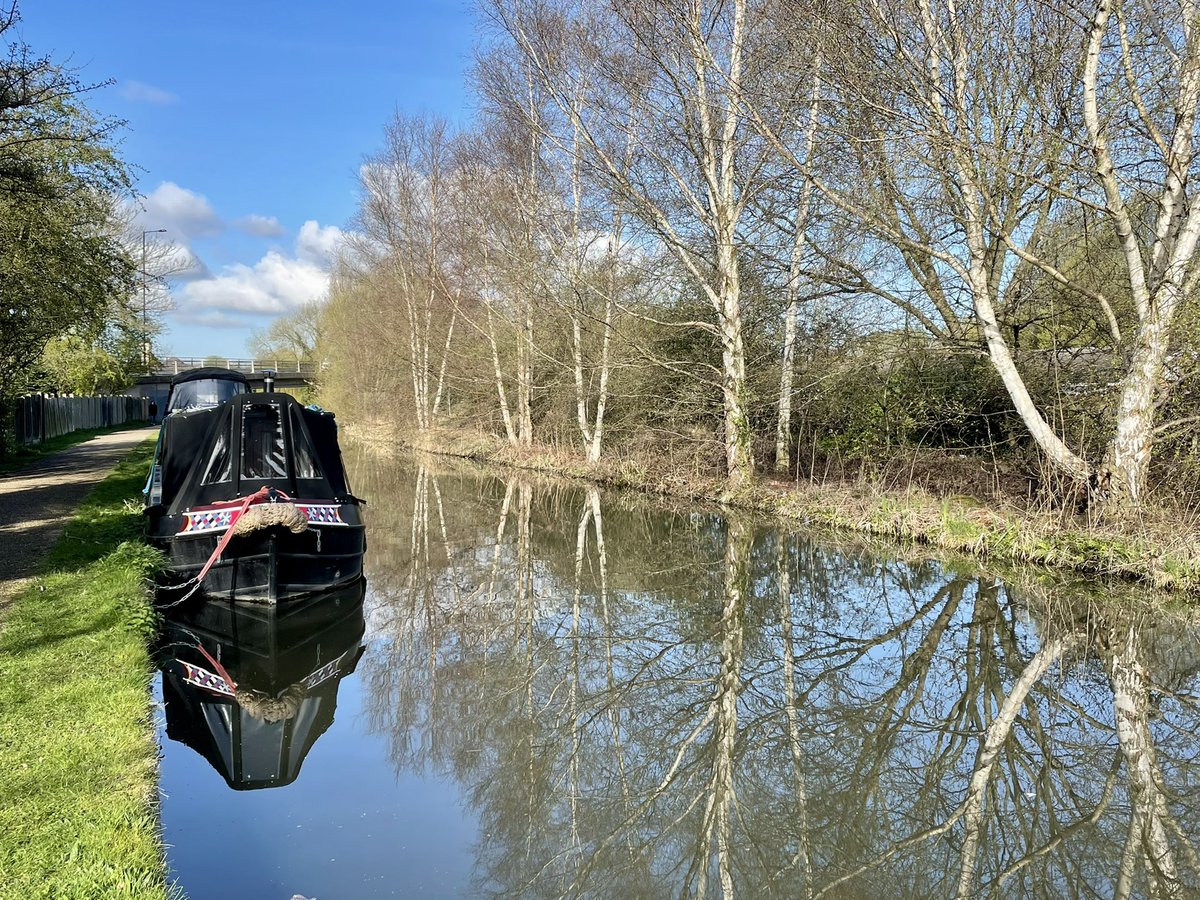 pringle_maria's tweet photo. #treereflections #nature #canal #water https://t.co/sGkcihbcZz