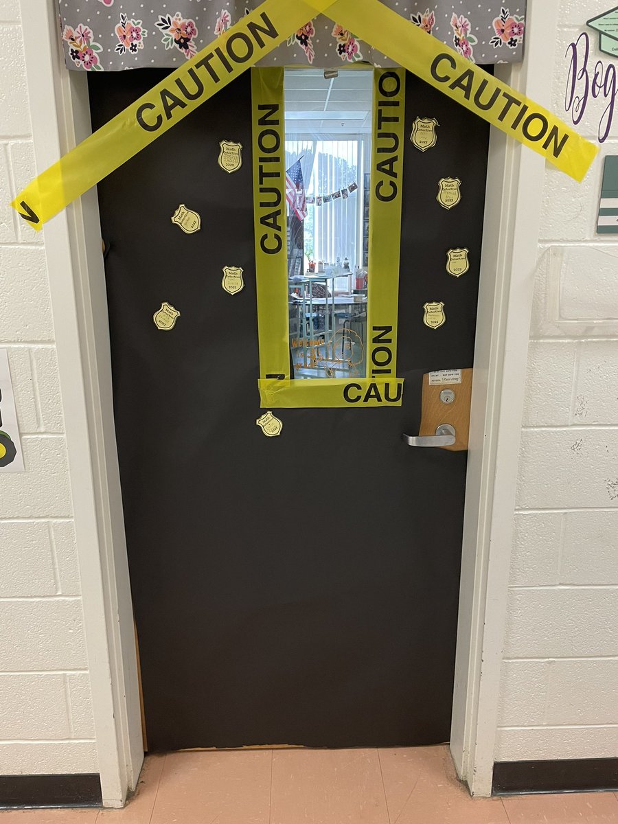 BogaardsNHE's tweet photo. Milestones boot camp has begun! We are becoming math detectives using CLUES to solve word problems! @NHE_HCS #nhebrightknights #MathDetective https://t.co/OIUF75RG6c