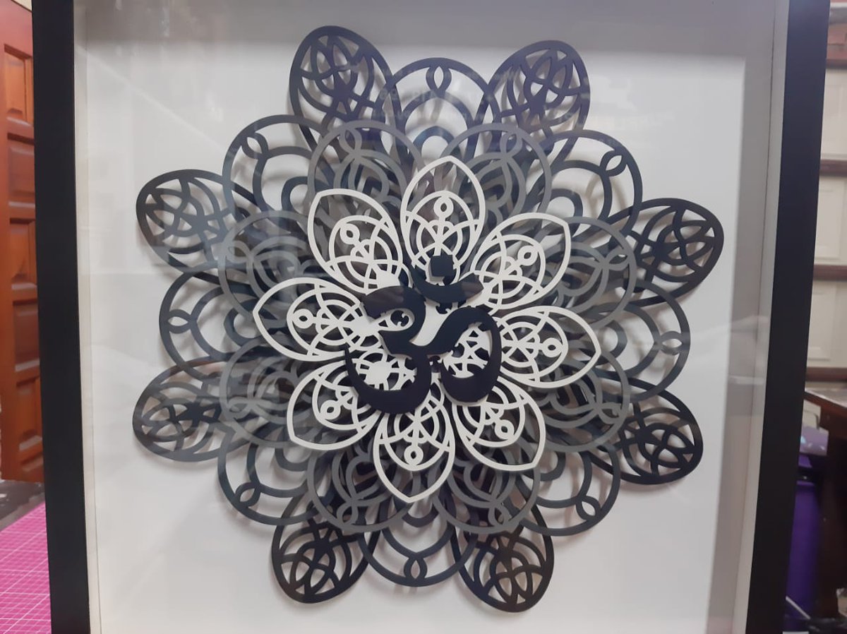 PurplePuppySt's tweet photo. Custom designed Mandala, laser cut mdf layers, all hand painted by Pieter, framed in a wooden box with 3mm glass front - special birthday request from a client - at Purple Puppy Studio we go the extra mile to ensure our clients always leave with a smile
#lasercut #mandala #decor https://t.co/H5ql7wKKnF