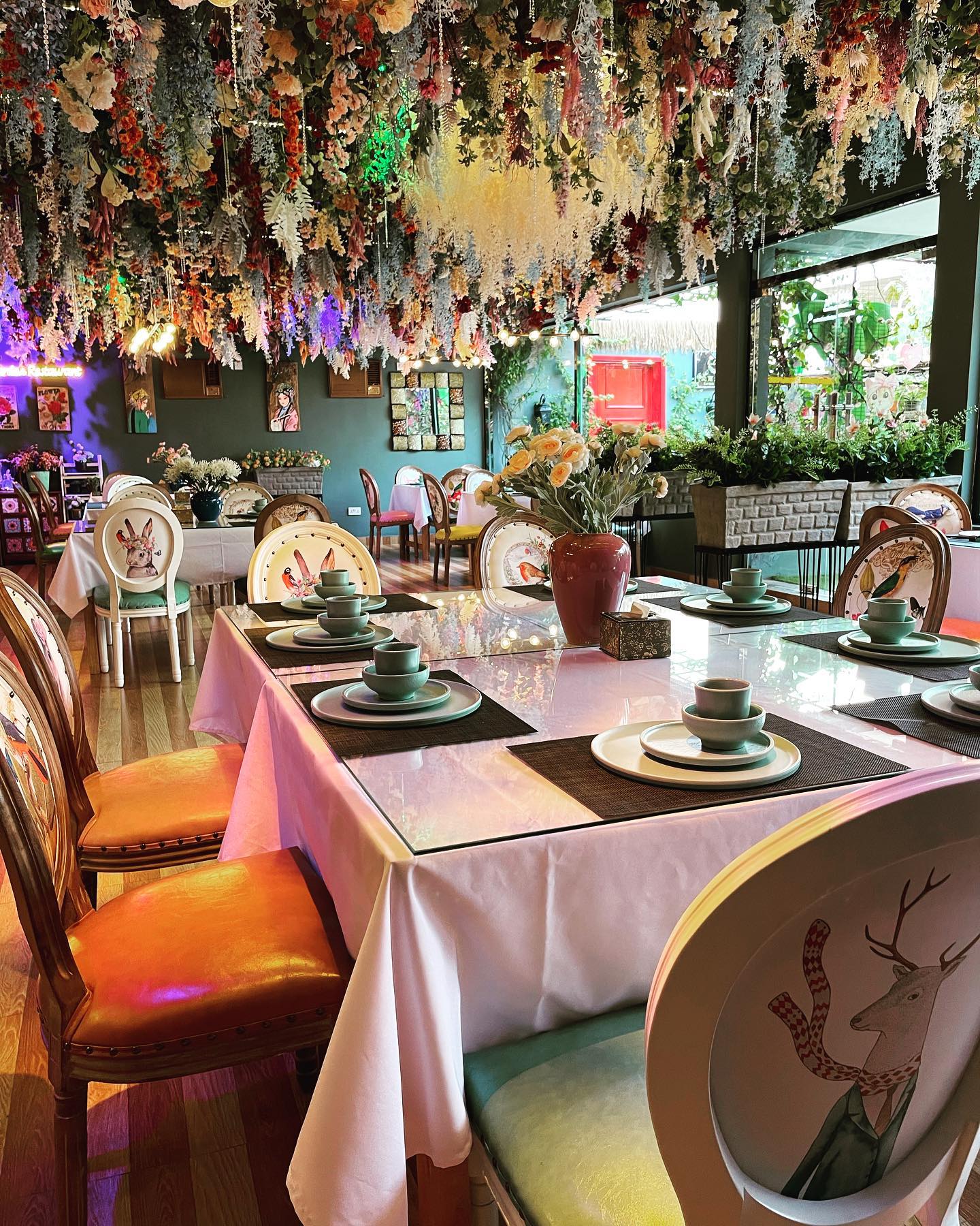 Haalbaar Schurk Ongeautoriseerd Awe Lagos on Twitter: "19. Alice Garden Restaurant 🗺57 Oduduwa Way, Ikeja GRA, Lagos, Nigeria. 📸 alice_lagos57 / Instagram https://t.co/qWSFqfIHJT" / Twitter Haalbaar Schurk Ongeautoriseerd Awe Lagos on Twitter: "19. Alice Garden Restaurant 🗺57 Oduduwa Way, Ikeja GRA, Lagos, Nigeria. 📸 alice_lagos57 / Instagram https://t.co/qWSFqfIHJT" / Twitter