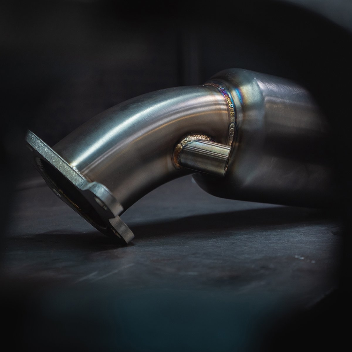 For the international celebration of World Art Day, Cobra Sport are showcasing their artistic nature in the form of TIG-Welds, as seen here on the all-new Sports Cat Downpipe by Cobra Sport for the Honda Civic Type R (FK8).

#CobraSportExhausts #WorldArtDay #WeldingArt https://t.co/p2FOZD1k5P