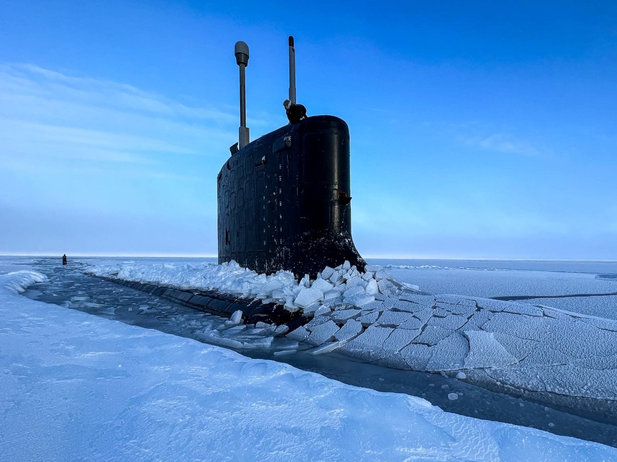 USNavyCNO's tweet photo. Happy 122nd birthday to our @USNavy submarine force, the most highly trained and lethal submarine force in the world. Read more about the history of our submarine force 👉 https://t.co/0rmwpLgW1l #SilentService https://t.co/8SXXkzcvSm