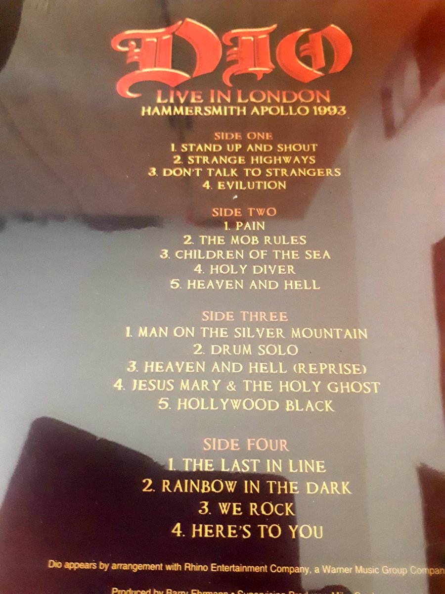 ginex68's tweet photo. hellooo happy week-) taken this at the vinyl fair yesterday near my home unopened pratically new 
#RonnieJamesDio #doublelivealbum #vinyl #Metal 🤘 https://t.co/JLkSe3fZwC