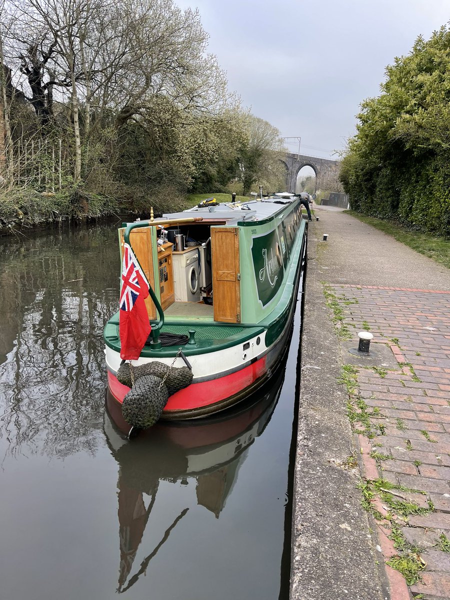 Hi everyone! 

So I’m currently looking for a career on the canals, which will enable myself to spend more time on our boat, but also with hard work earn a living. 

Can any #rovingtraders give some advice? 

#remotejobs #careers #jobsearch #narrowboatmover