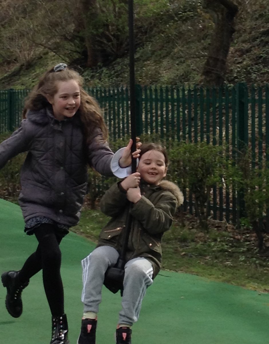 A great start to the Easter break with a day out to Shibden Hall/Park! We've missed being able to go on day trips! #TJIOwls #EasterHoliday