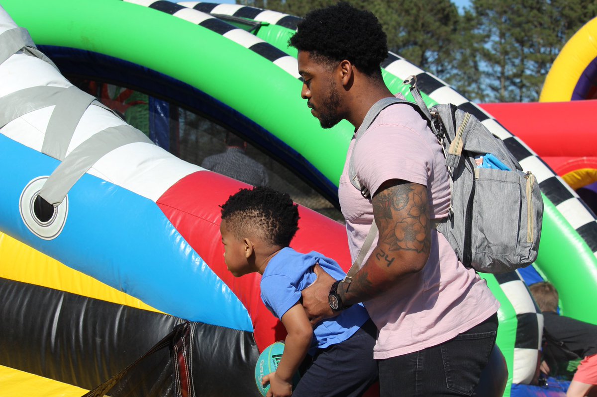 FBCVR's tweet photo. Our VR Kids are the best!!
Great time at #EasterJam with great families!
So much fun! 🥚🐰
#EasterWeek #WeAreFamily https://t.co/V7vB4sTOkc