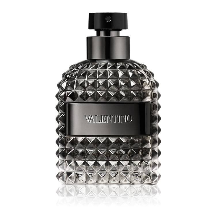 Nawaf0perfumes's tweet photo. أفضل اربعة عطور رجالية فخمة ومناسبة للٍاهداء

1️⃣ فالنتينو اومو انتنس
2️⃣ جيفنشي جنتلمان الاسود 
3️⃣ فرزاتشي ديلان بلو 
4️⃣ اكوا دي جيو برفومو الاسود
#رابطة_عشاق_العطور #عطور #هدية_العيد https://t.co/imJ4w7FYwC