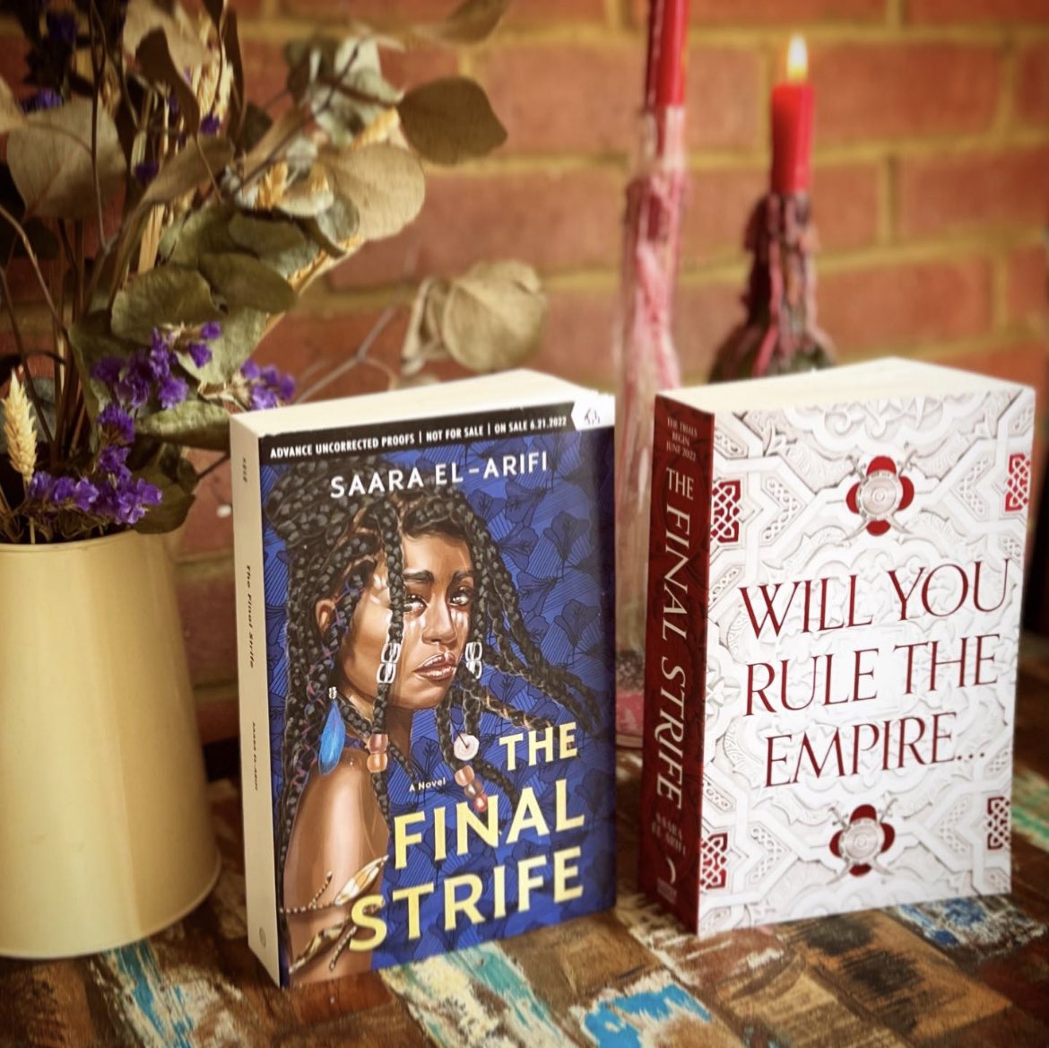 saaraelarifi's tweet photo. 📖GIVEAWAY 📖

I’ve got two extra advance reader copies of #TheFinalStrife to giveaway. International entry. Ends 21st April. RT and follow to #win.
If you miss out remember you can pre-order THE FINAL STRIFE here: https://t.co/CdnfG6plL2 https://t.co/ziC3m19bVc