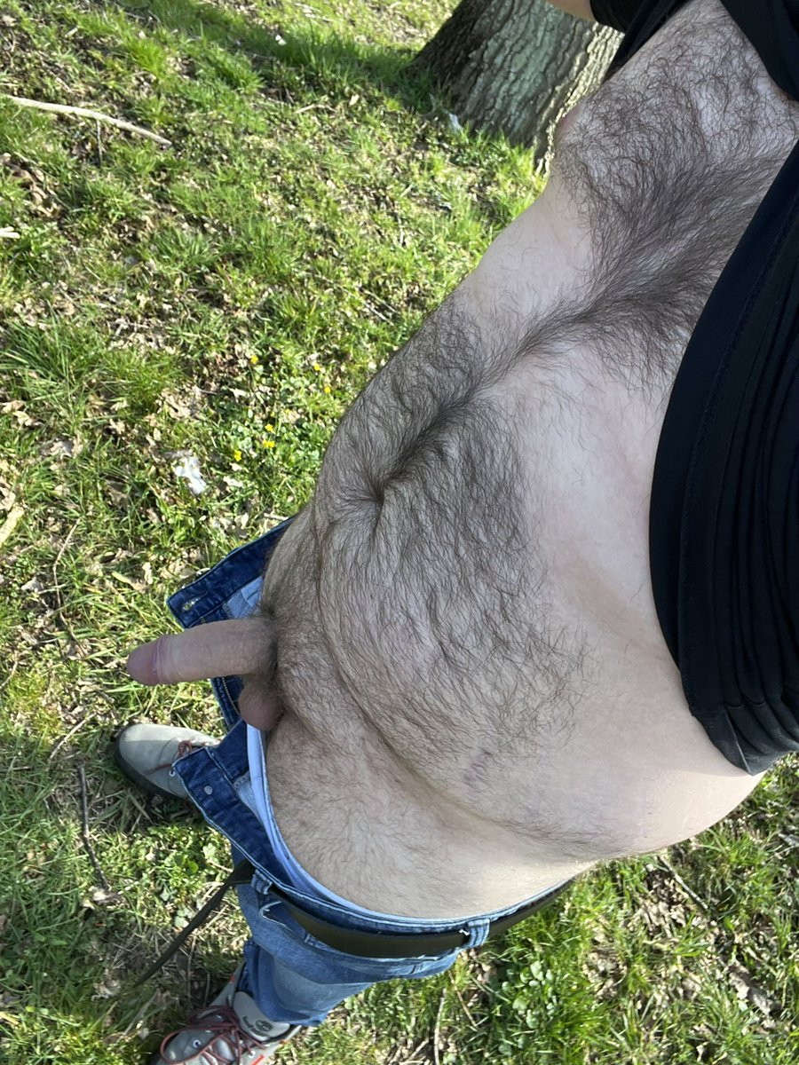 german_chubbys's tweet photo. I took a break in Moorkaaten. Would anyone like to join? #gaycruising #cruising #cruisingbareback #outdoor #cruisingoutdoors https://t.co/eKTUryeRAo