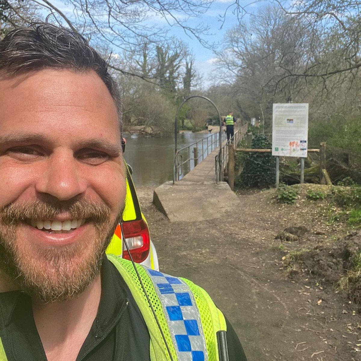 RuralCrimeTeam's tweet photo. In between our enquiries today we have spent some time proactively patrolling our rural communities.
Patrols were also conducted at regular dog walking spots to ensure that dogs were on their leads near livestock.
#RuralCrime #TakeTheLead #PC1094 #PC1988 https://t.co/1PJcJowRWF