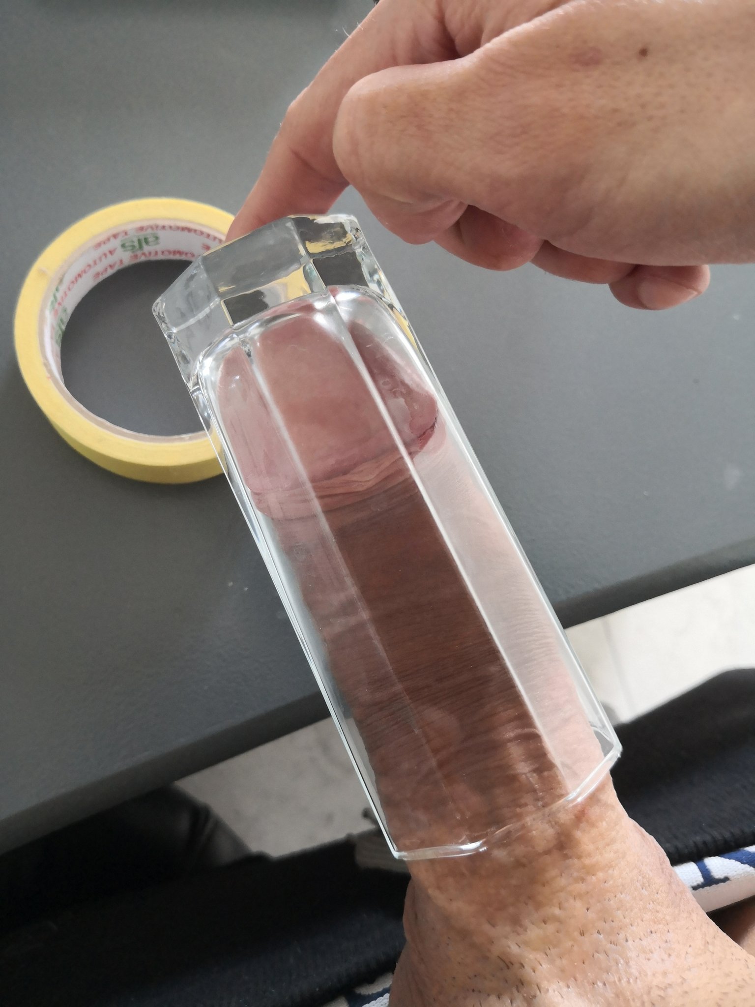 Who wants a glass of cock? Should i fill it with freh cum? 
#horny #hornycock #erection #twink #bisexual