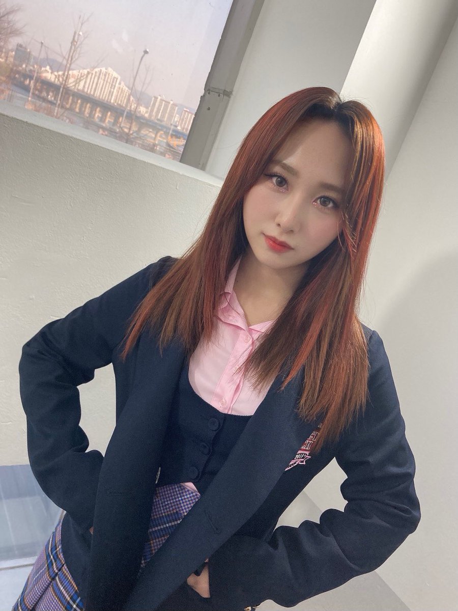 juri_thai's tweet photo. trans✨ | 220402
รุ่นพี่จู???✨ㅎㅎㅎ
Day 1 จบลงแล้ว〜〜〜!!🌸🌸🌸
#펀치타임2 #PunchTime2 #จูริ #juri #ジュリ
#RocketPunch #로켓펀치
#高橋朱里 #타카하시쥬리 #쥬리 https://t.co/ElxUHPn87B