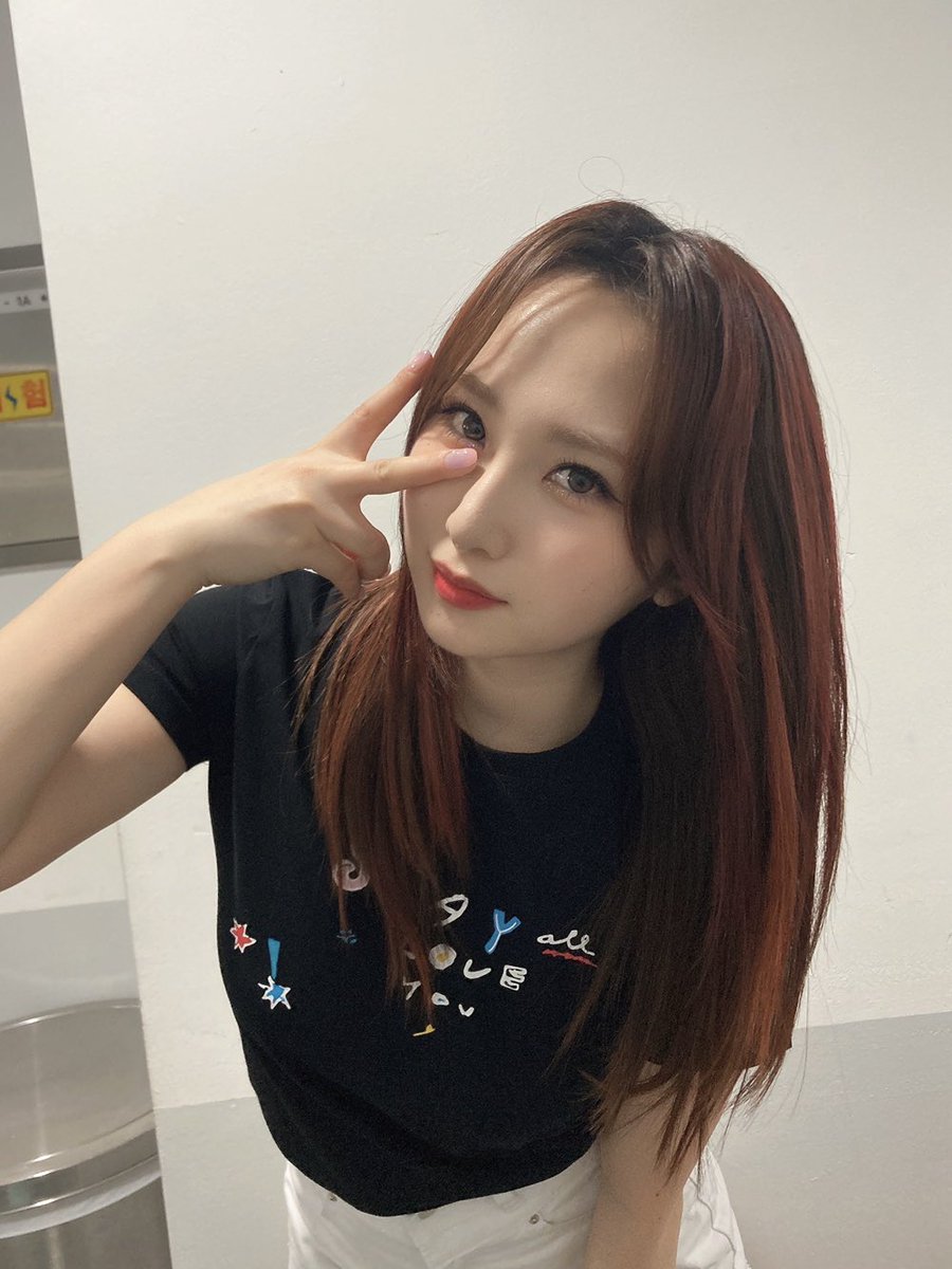 juri_thai's tweet photo. trans✨ | 220402
รุ่นพี่จู???✨ㅎㅎㅎ
Day 1 จบลงแล้ว〜〜〜!!🌸🌸🌸
#펀치타임2 #PunchTime2 #จูริ #juri #ジュリ
#RocketPunch #로켓펀치
#高橋朱里 #타카하시쥬리 #쥬리 https://t.co/ElxUHPn87B