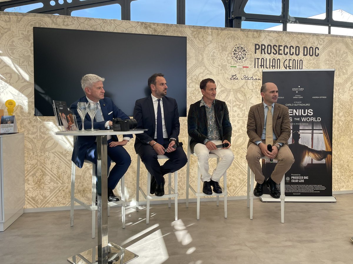 Cultura e Sport sono due concetti presenti nei progetti di <a href="/ProseccoDOC/">Prosecco DOC</a> insieme ad un calice di #proseccodoc <a href="/ProseccoDOC/">Prosecco DOC</a>