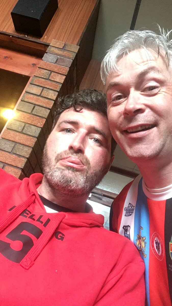 VicsNews's tweet photo. My heart is completely broken 💔 

My friend &amp; hero has left us

George Melling 

We’d arranged to go out a couple of days before I came abroad on holiday, and typical G; he replied - and read my last message 🙏 fighting to the very end &amp; thinking of other people at the same time https://t.co/pIkPp3kyVh