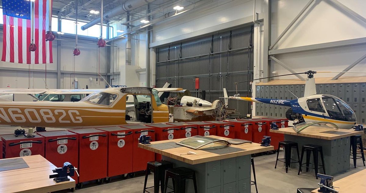 Bye Aerospace’s Principal Electrical Engineer, Burke Lowrey, visited Cherry Creek Innivation Campus and spoke to an A&amp;P class about safety and electric airplanes. We were glad to be invited and be a part of  #innovation for the #nextgeneration. 
<a href="/CCIC_CCSD/">Cherry Creek Innovation Campus</a>