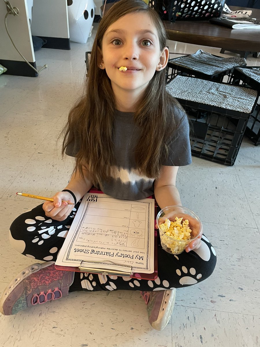 Elizabeth Vines tweet media