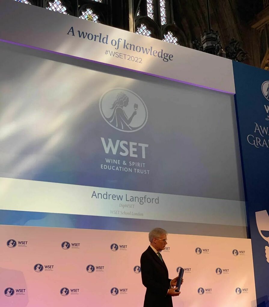 It's been a long road and many will know the challenge the #WSETDiploma throws at them. My diploma chapter came to an end today and I unfortunately could not make the Graduation, which was today in Londons Guildhall, due to a last minute positive test. I… instagr.am/p/CcNrwDOsxYo/