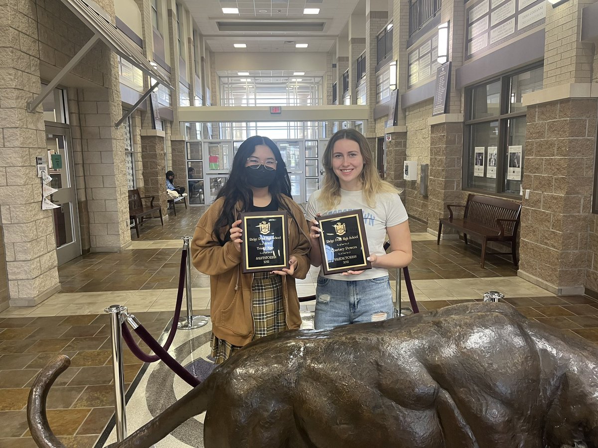 Congratulations to our valedictorian Courtney P. (on right) and Salutatorian Trinity N. (on left). Your hard work during your time at RP was amazing. Proud of you. <a href="/FortBendISD/">Fort Bend ISD</a> <a href="/RPHS_Panthers/">Ridge Point HS</a>