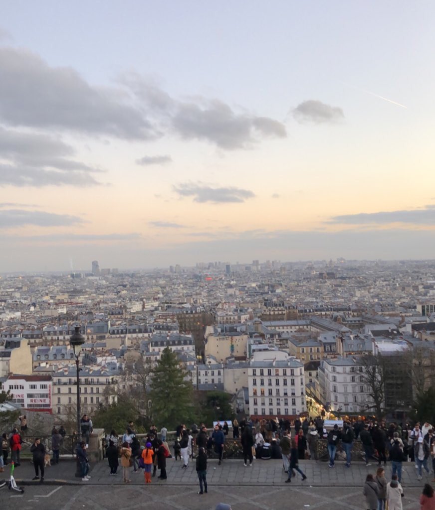 niknilp's tweet photo. objectif n2 : changer de pays (au cas où vous aviez oublié vos objectifs!) https://t.co/eheoFr6h4i