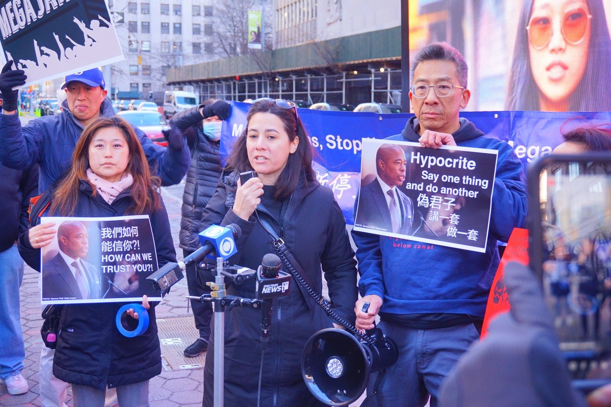 dany_egorov's tweet photo. Today I joined the Chinatown and Little Italy communities to protest the $2.3B mega jail that the city is planning to build. It is an expensive and unnecessary plan, we already have a jail there that should be renovated.  #StopTheMegaJail @NUBCanal @Danyela4NY https://t.co/JzWoADubzt