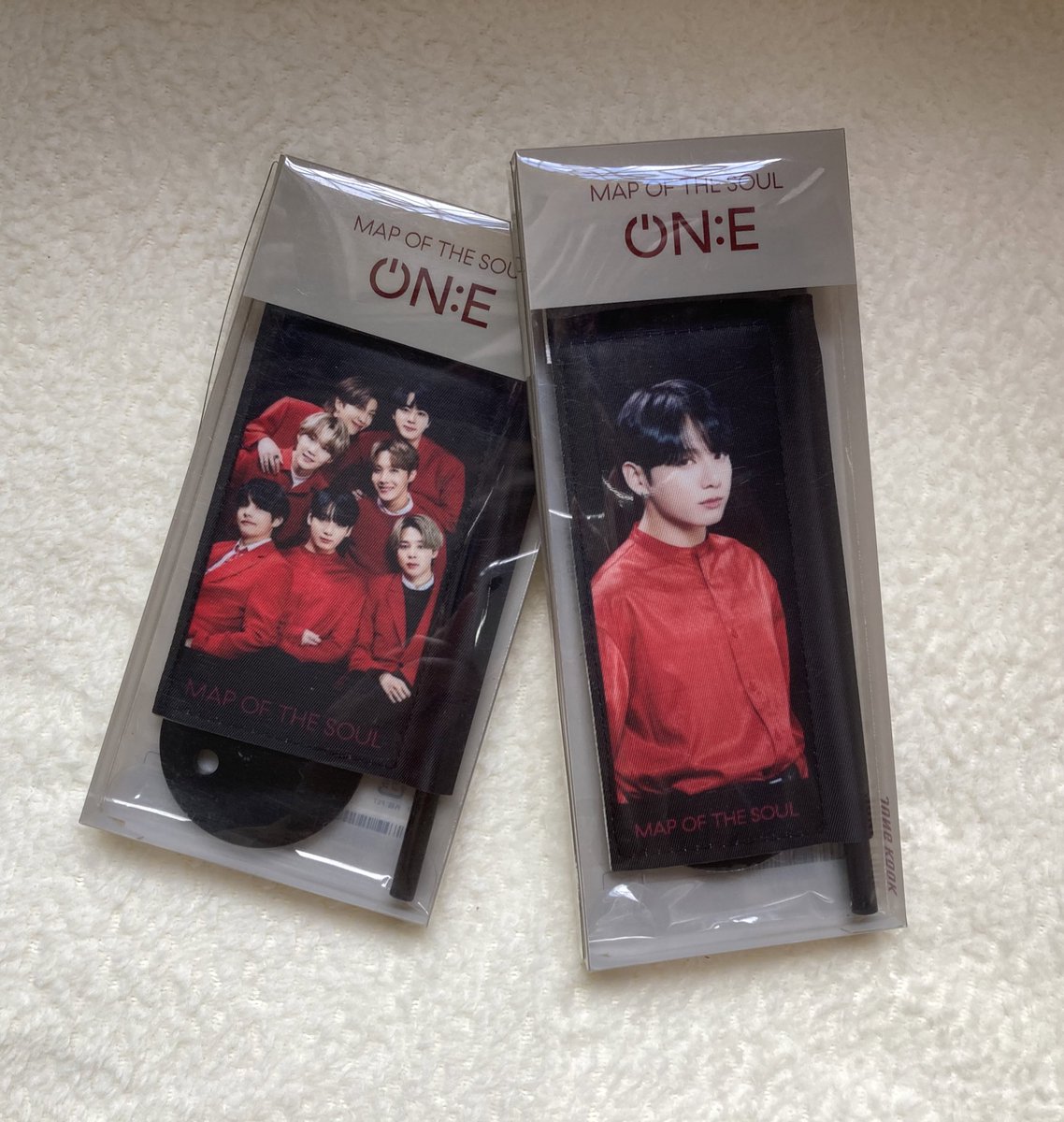 broccolimbr's tweet photo. VENDA/VENDO

Image Picket ON:E
> R$45 + R$20 pela Shopee

Mini Flag (BTS e Jungkook)
> R$40 + R$20 pela Shopee

Produtos em mãos e oficiais.
Poderia me ajudar com RT? 💜
tags: bangtan jk bandeirinha https://t.co/3zUFTyDZeT