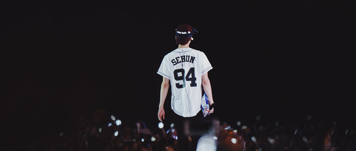WiHyoha's tweet photo. Happy Birthday to Sehun 🎉🎉🎉

#AprilsBlossomSEHUN
#HappySehunDay
#SEHUN #세훈 #엑소세훈 #EXO #엑소 @weareoneEXO https://t.co/iIkTfAYUqu