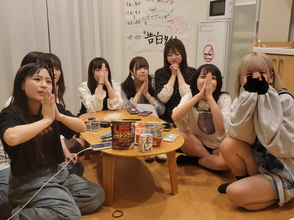 STAiNY_official's tweet image. 😪💤#ステイニー 就寝チャレンジ😪💤

①#400RT 達成‼️
残るは…
②#同時視聴者400人 まであと僅か‼️

#まもなくペヤング極激辛🔥