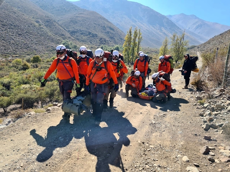 AoLaonline's tweet photo. Equipo Agreste de Bomberos de San Esteban logra importante hito al ser el primero de la especialidad en acreditarse a nivel nacional https://t.co/My3ANFf4NI a través de @AoLaonline https://t.co/pitmJK5o0A