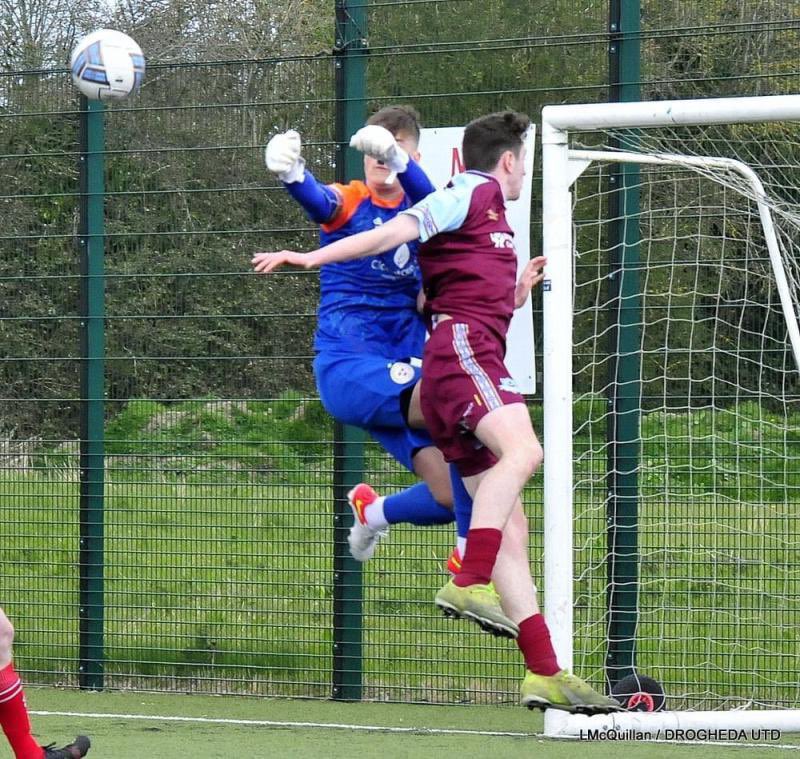 Congratulations to Shelbourne U17M goalkeeper Jamie Gamble who has been called up to the Ireland U16M squad. 

Jamie will play in a tournament in Serbia this week! 

Tomorrow | 🇷🇸 v 🇮🇪 | KO 2.30pm
Thursday | 🇮🇪 v 🇲🇪/🇲🇰 | TBC

#RedsInGreen | #Since1895