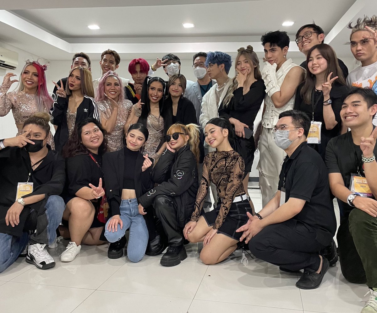 joaquindejoya's tweet photo. Fast lang! (Candid version naman)

@SB19Official, @KAIAOfficialPH and @4thImpactMusic! You were all amazing on stage.

To my co-staff, alabyuol. Thank you for this opportunity! #PPOPRise na itu. https://t.co/OPgPkhaYrO
