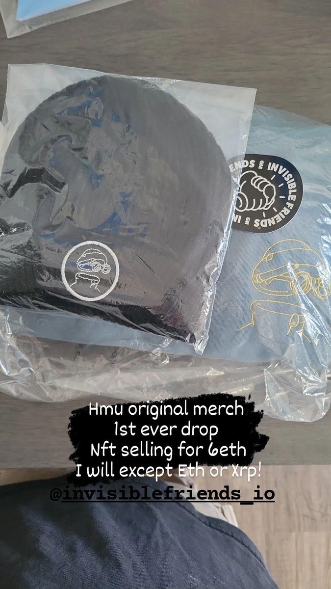 JunMoraes16's tweet photo. Interested also in a trade. Size L  #NFTCommunity #InvisibleFriends #Cryptocurrency #Eth #XRP #NFT https://t.co/gmG8LIsKQA